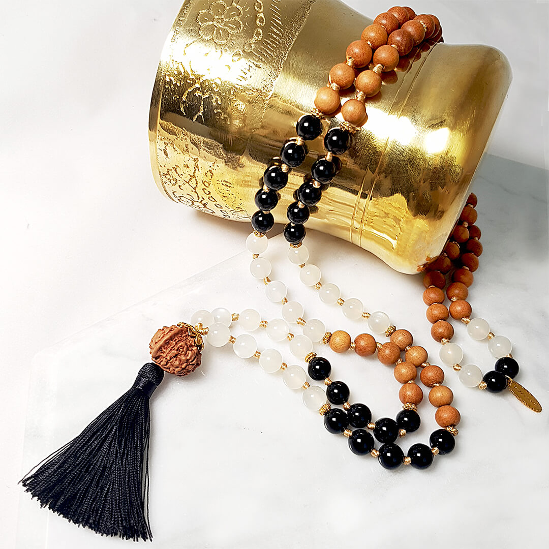 Ganapati Onyx (gold) 4