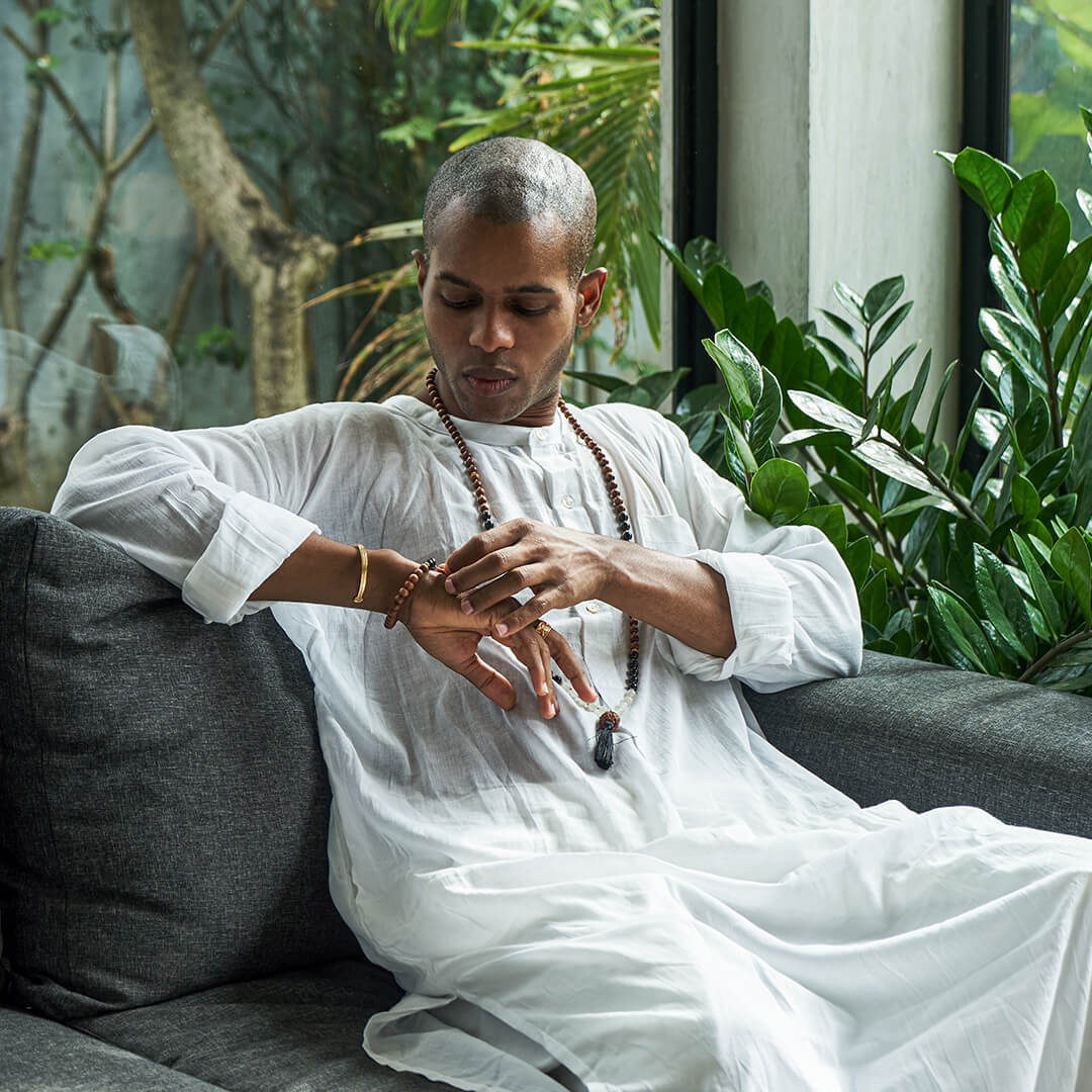 Ganapati Onyx (gold) 11