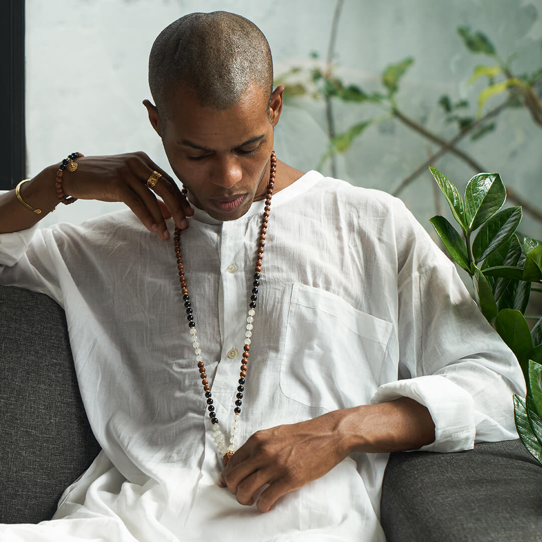 Ganapati Onyx (gold) 12