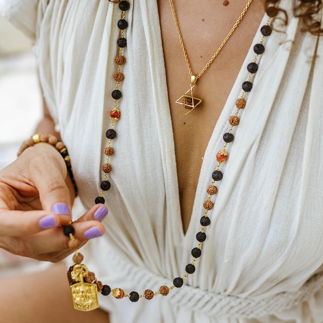 Ganesh Durja (gold) 7