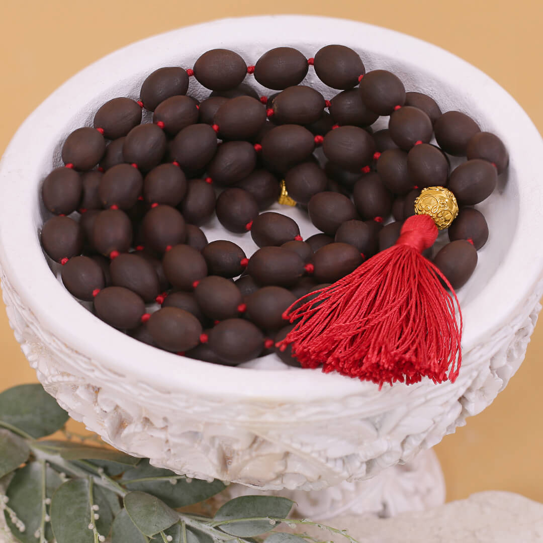 Lotus Dhyana Kum Kum (gold) 108 – 4