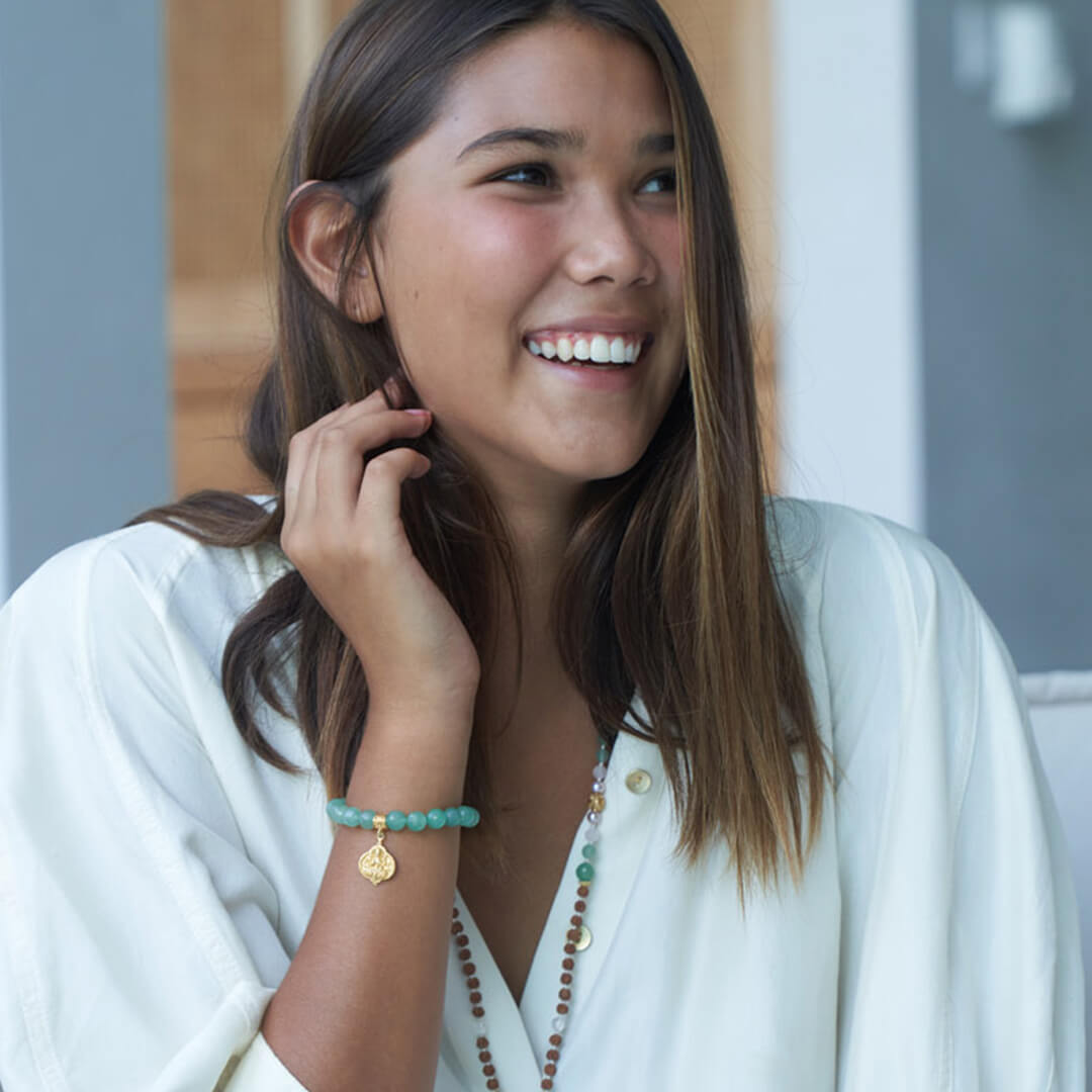 Lakshmi-Happy-Heart-Bracelet-(gold)-6