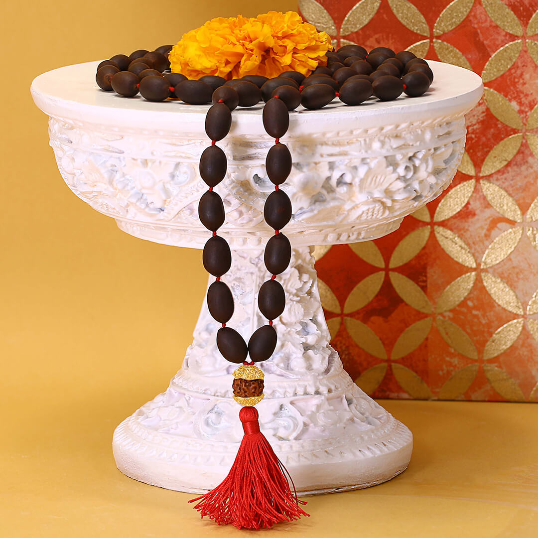 Lotus-Dhyana-Kum-Kum-with-Mukhi-(gold)—3