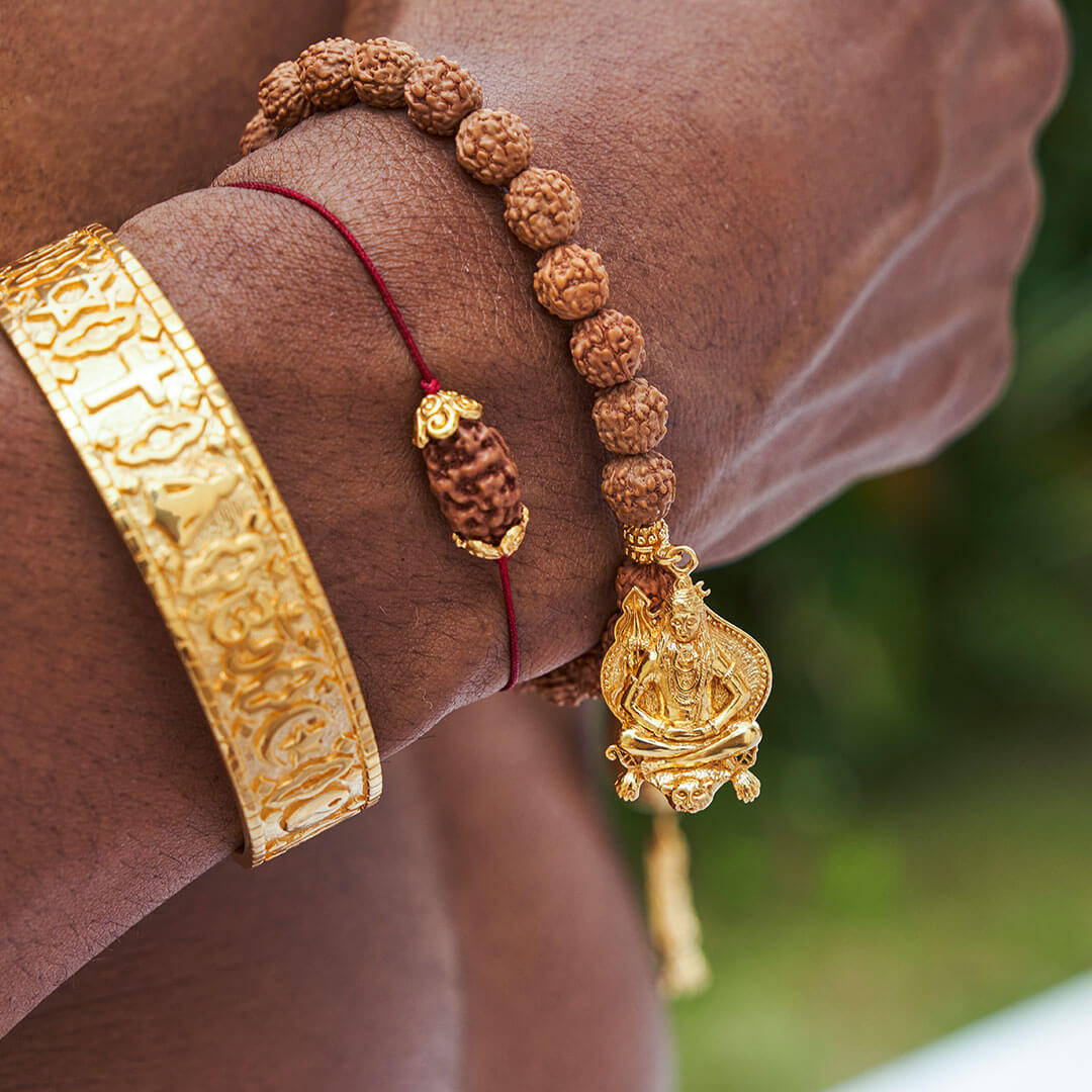 Mahadeva-Shiva-pendant-rudraksha-bracelet-(gold)-Square4