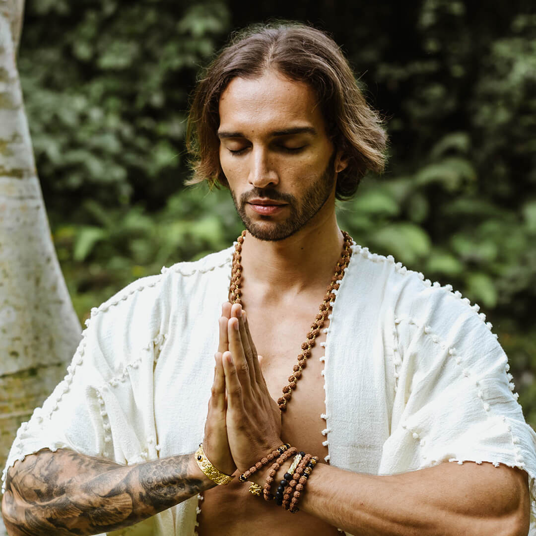 Om Namah Shivaya Lava (gold) 1