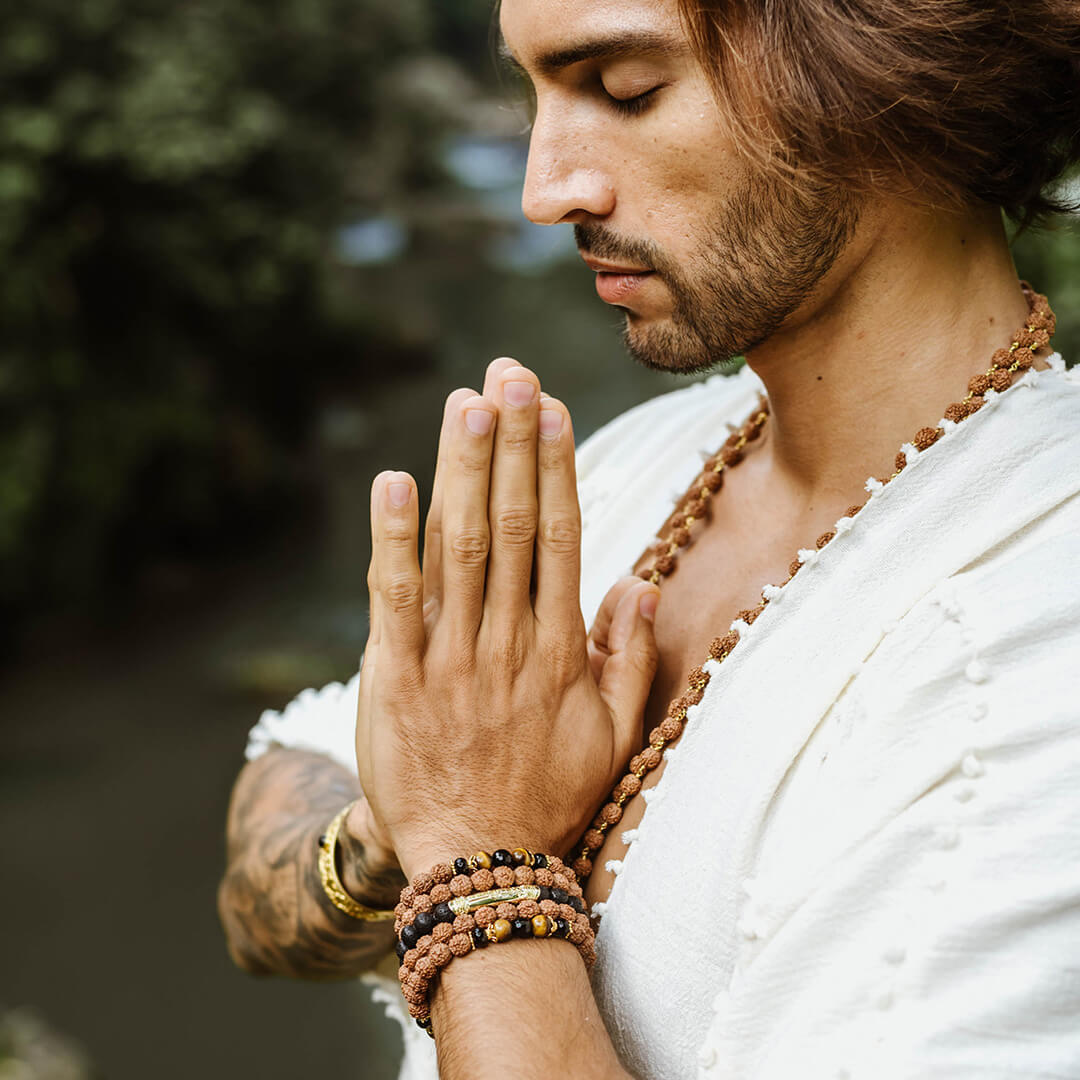 Om Namah Shivaya Lava (gold) 2