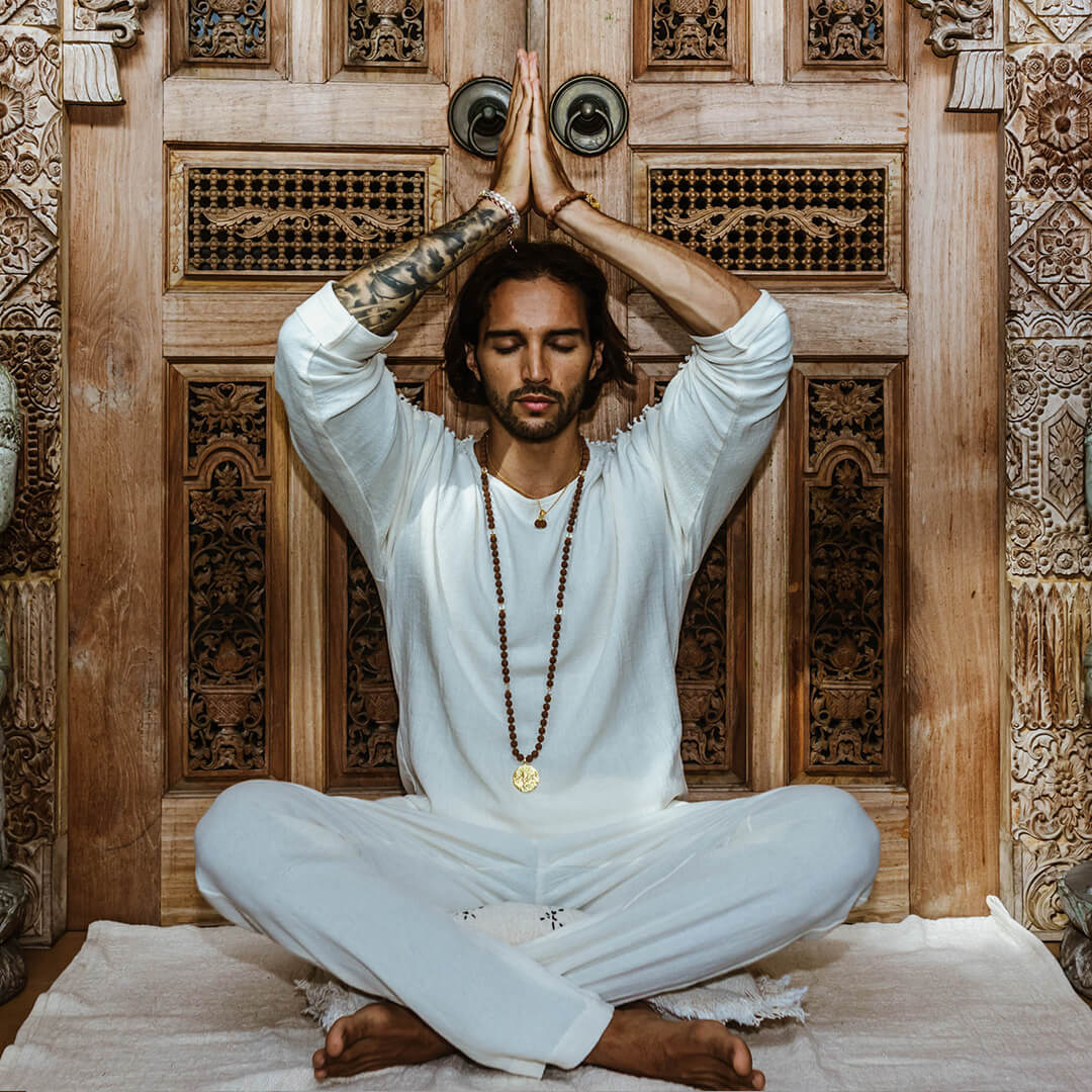 Shiva-Third-Eye-Crystal-Rudraksha-Mala-(gold)-11