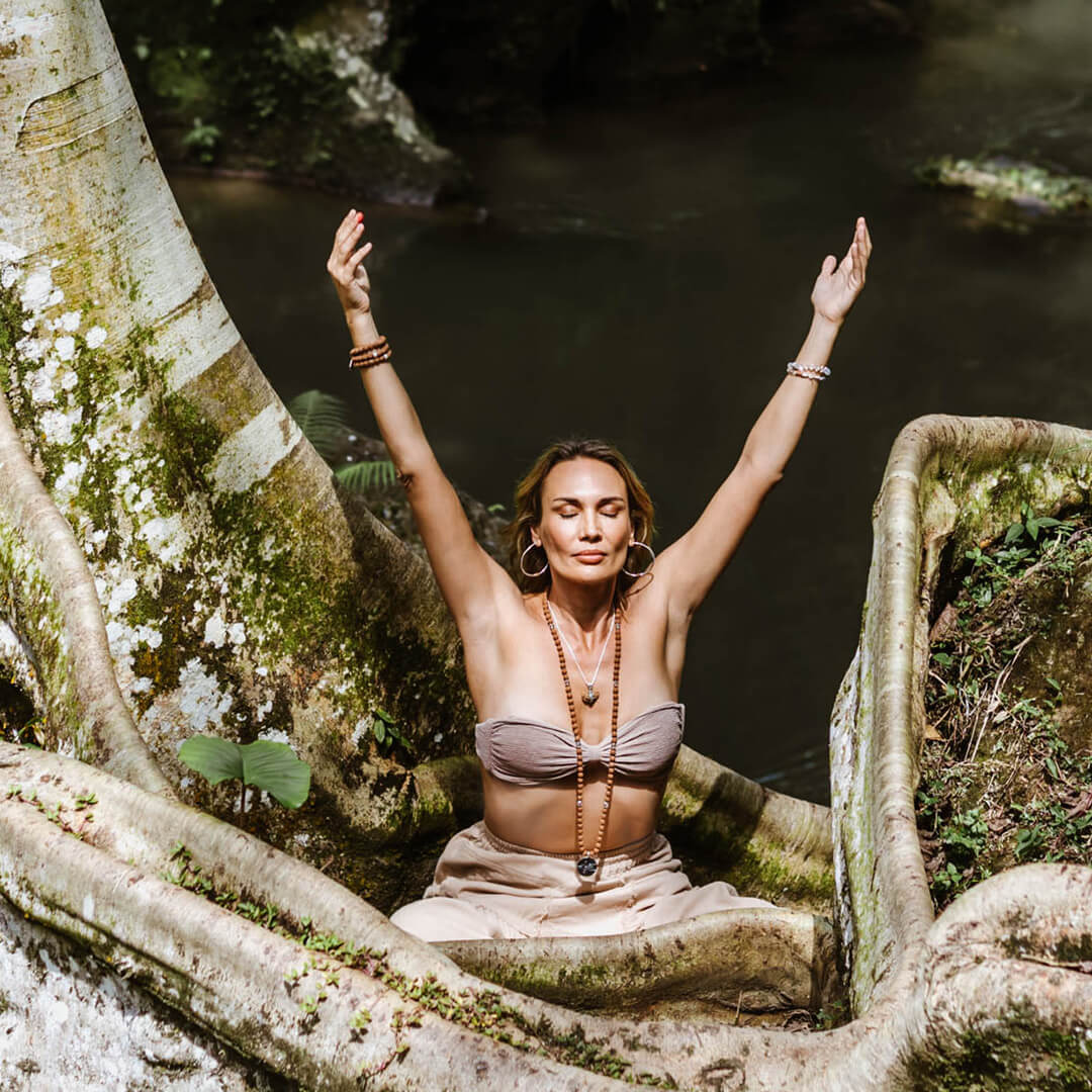 Shiva-Third-Eye-Crystal-Rudraksha-Mala-(silver)-10