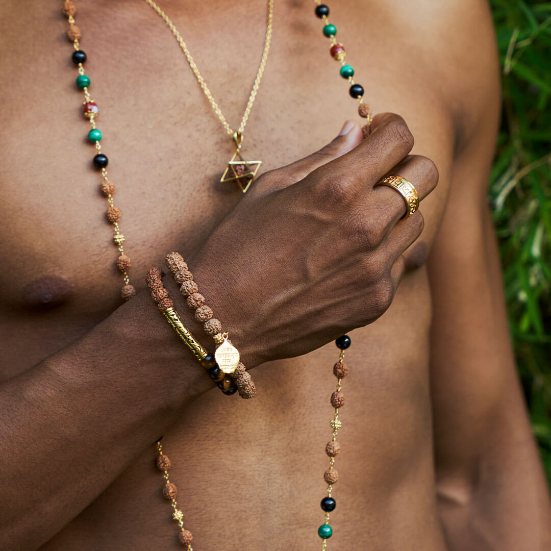 Om Namah Shivaya (gold) 10