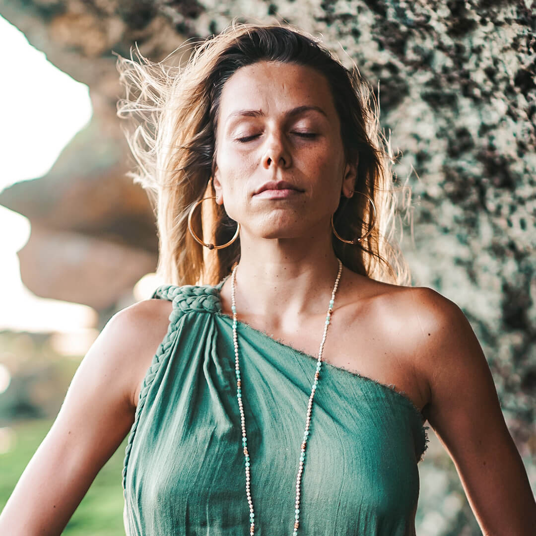 ilayati (gold) – square6