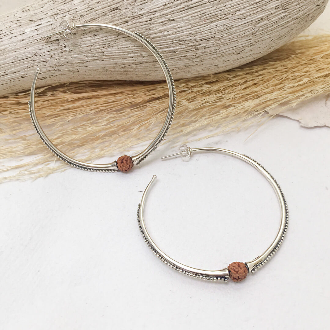 ilayati (silver) – square2