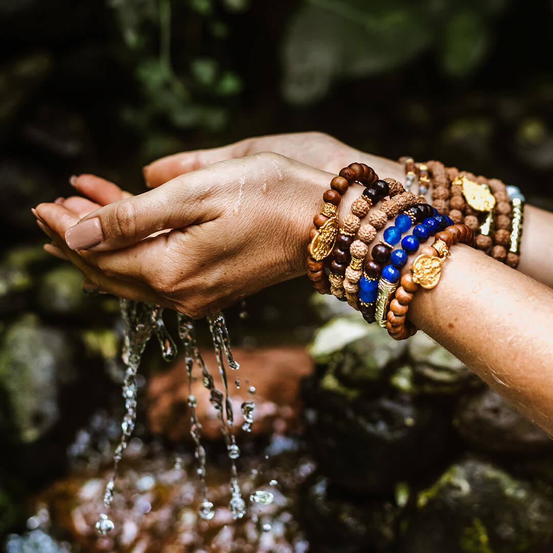 FEARLESS Sanskrit Lapis Bracelet (gold brass) 5