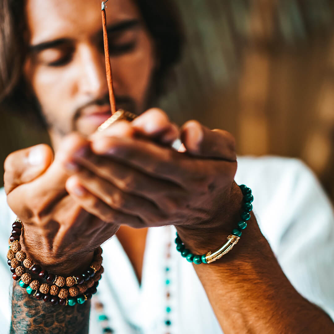 FEARLESS Sanskrit Malachite Bracelet (gold brass) 10