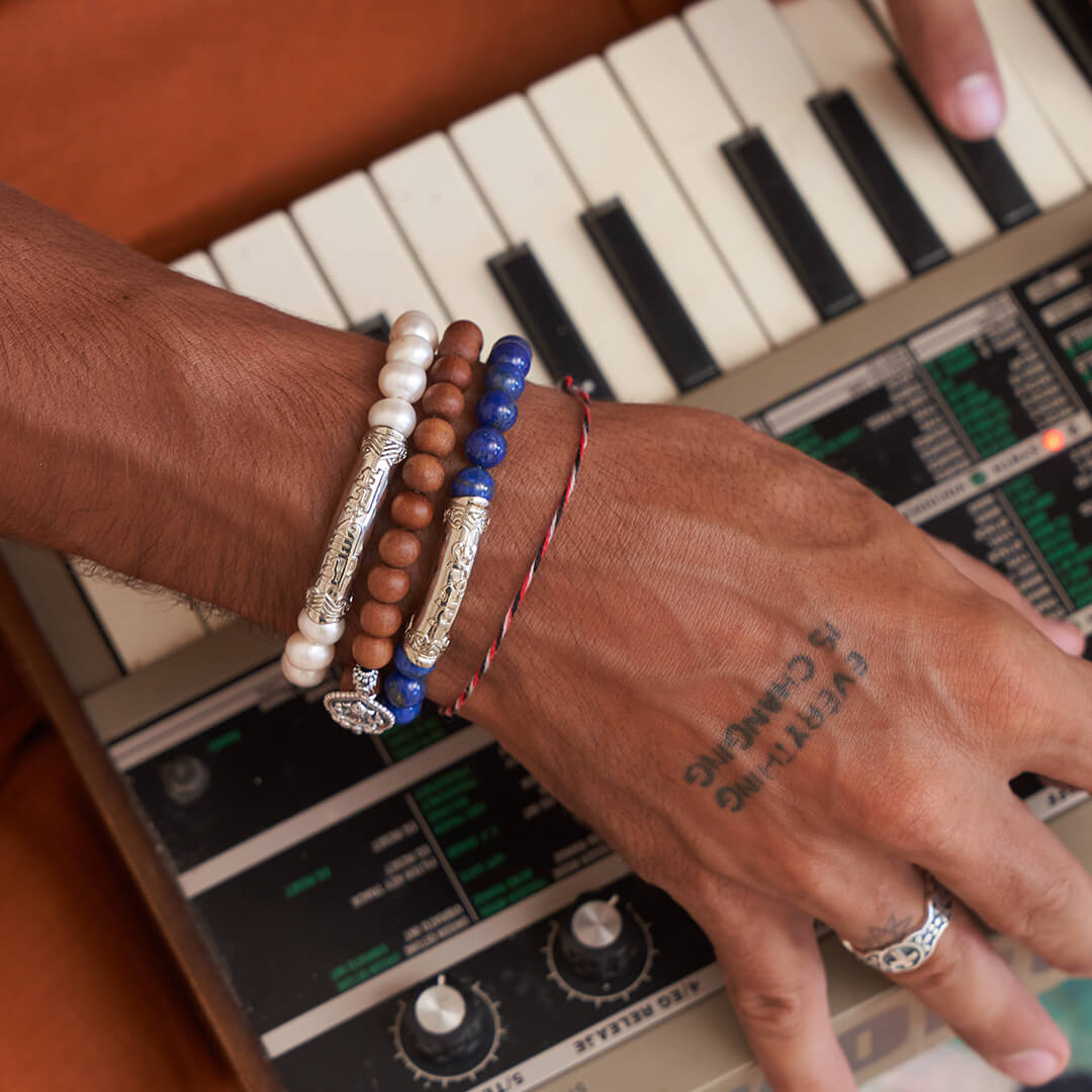 Peace of Mind Calming Pearl Mantra Bracelet (silver) 3