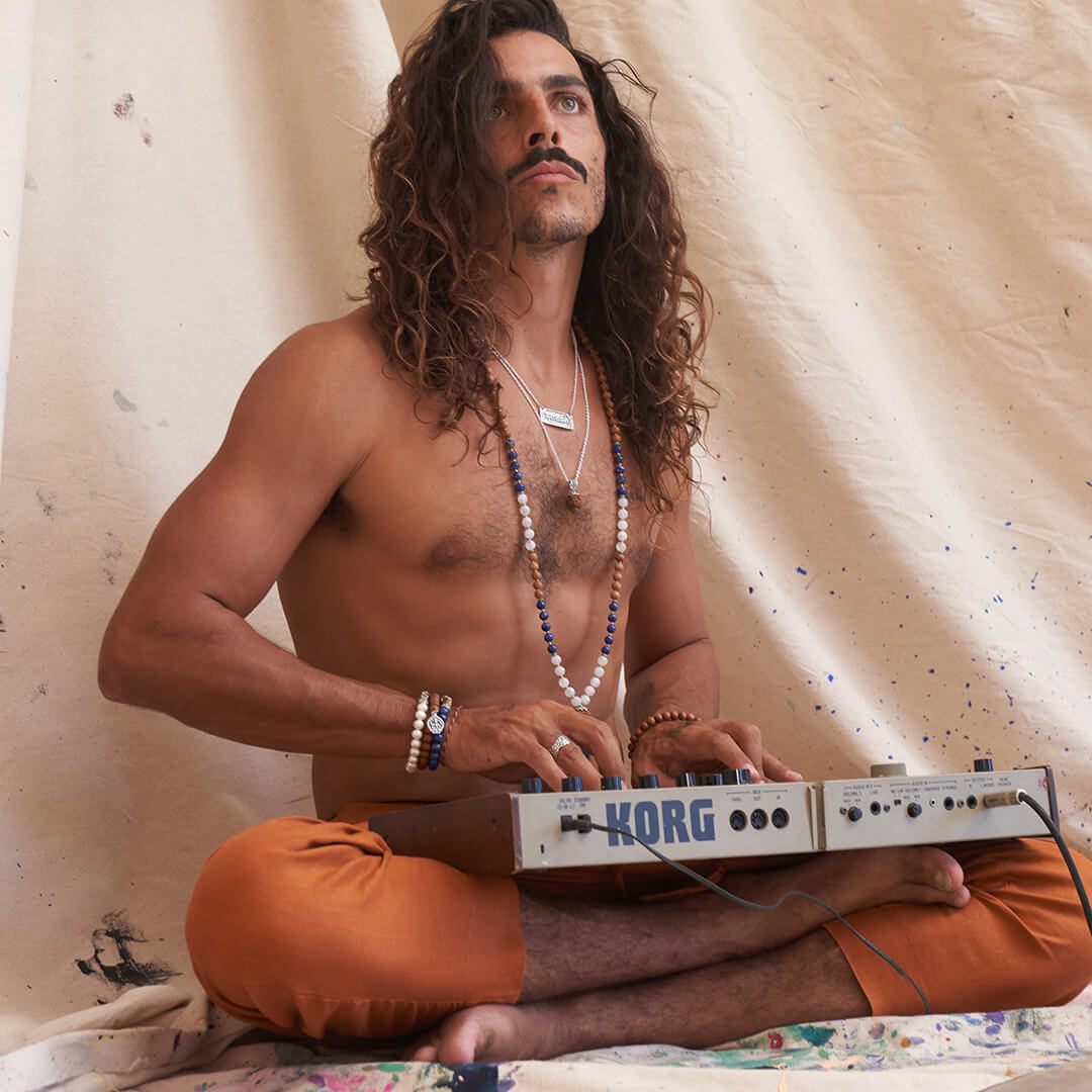 Peace of Mind Calming Pearl Mantra Bracelet (silver) 5