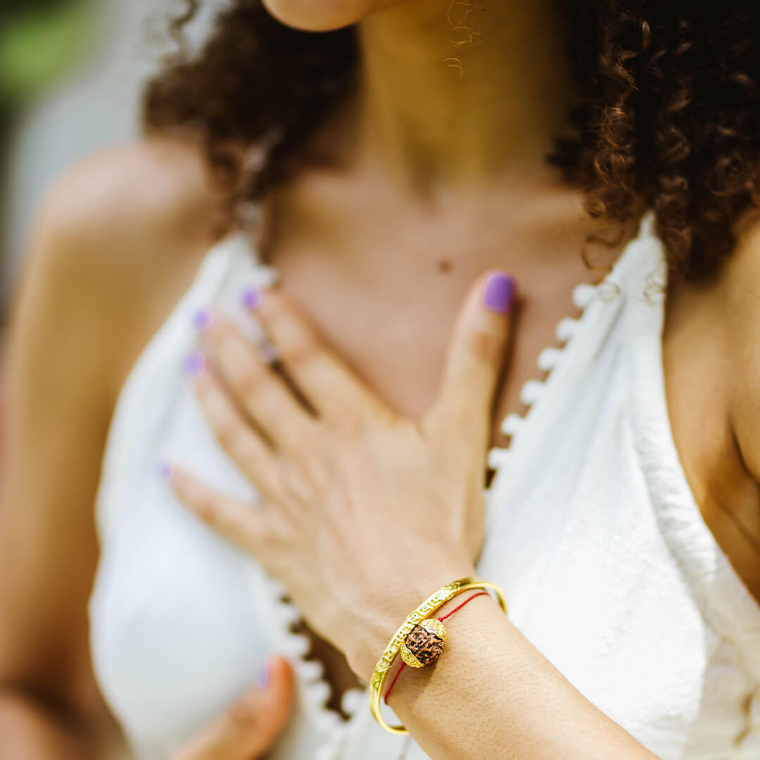Shiva Mantra Cuff gold 6