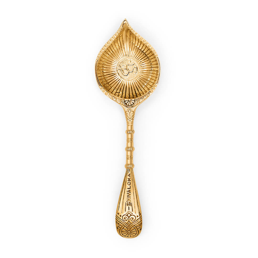 Dipti Arathi Puja Oil Lamp (18cm) 1 – square