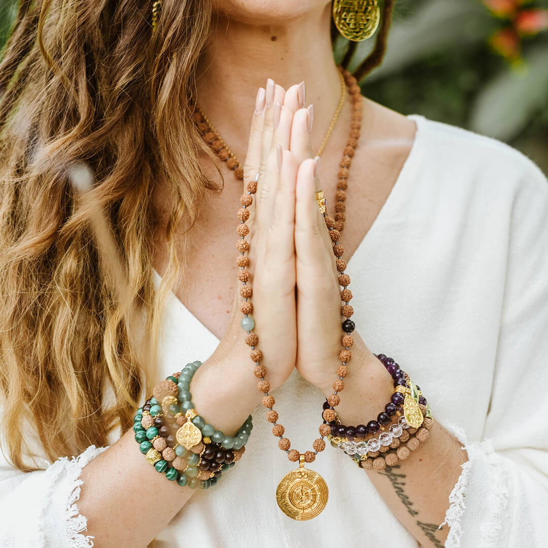 Five-element-mala-gold-4