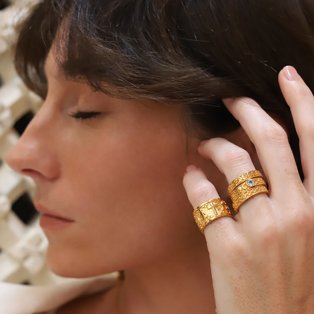 Ajna Blue Topaz gold 1