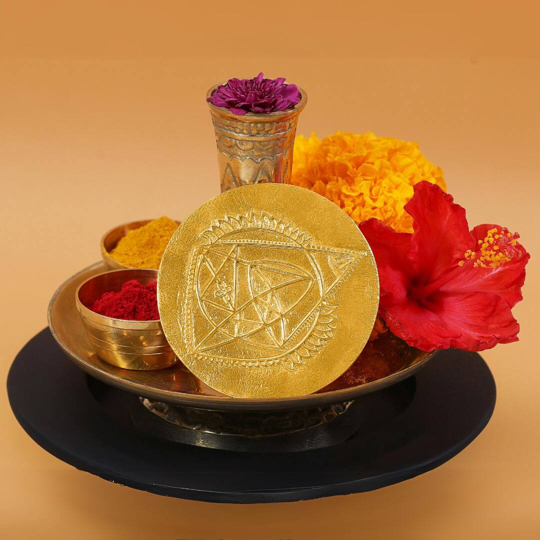 Ganesh Yantra Medallion gold 4