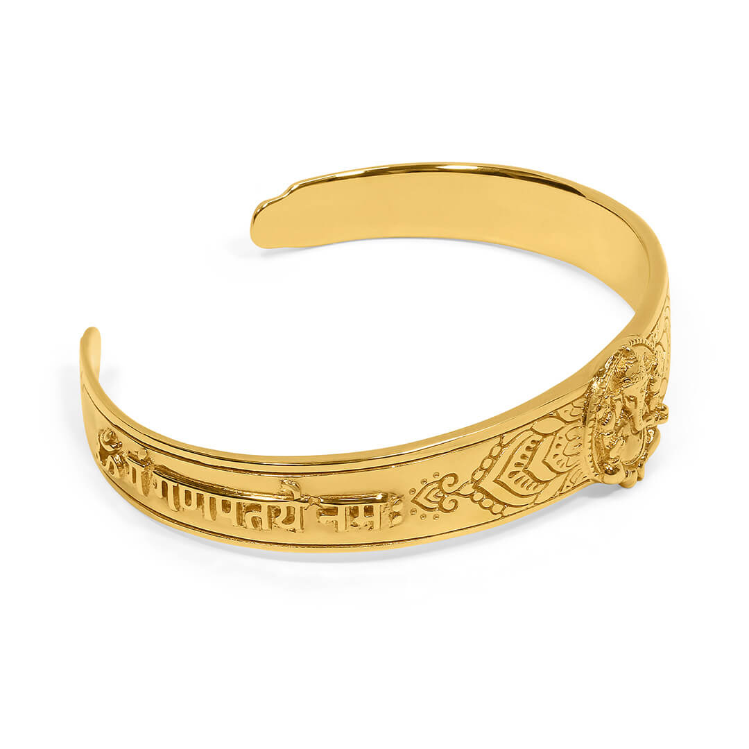 Vighnahara Cuff gold 3