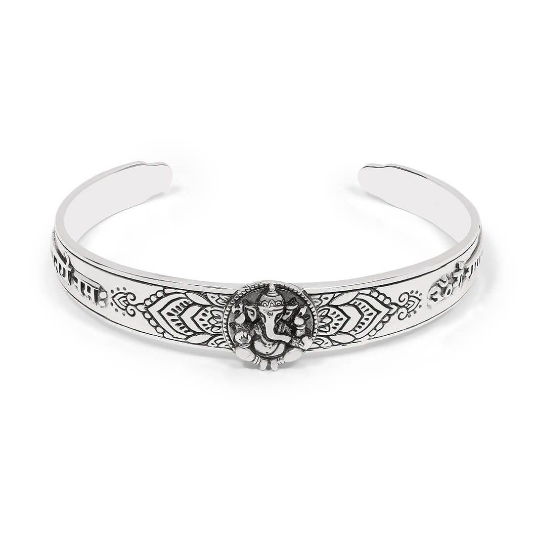 Vighnahara Cuff silver 2