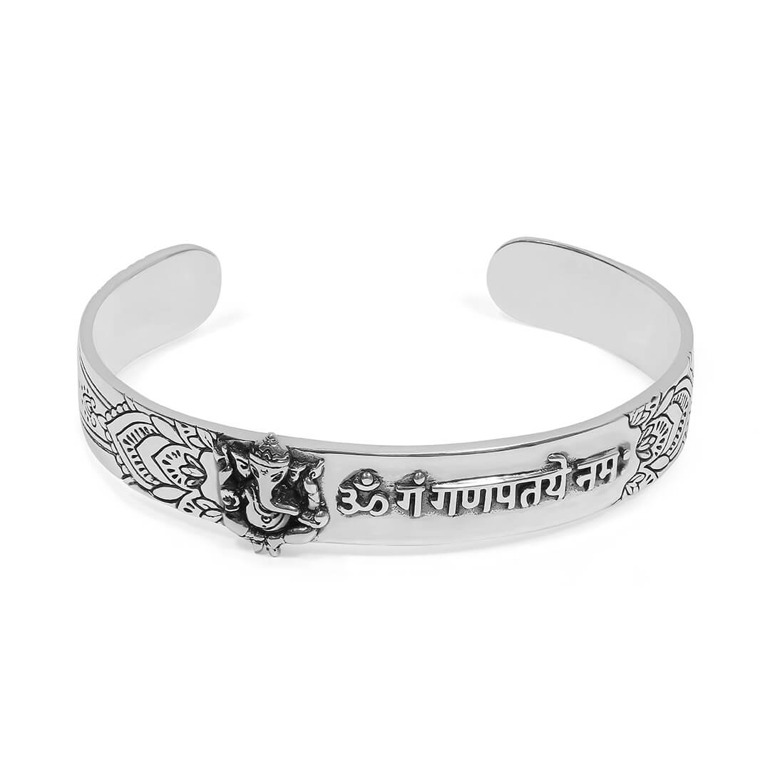 Vighnaharta Cuff silver 2